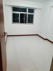 Blk 426B Floral Spring @ Yishun (Yishun), HDB 4 Rooms #372465781